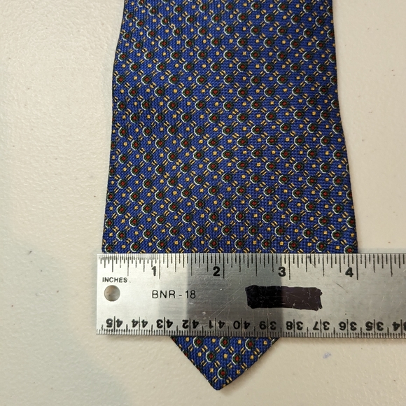 Vintage Two Tone Tommy Hilfigler silk tie. - Picture 5 of 5